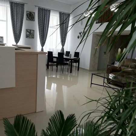 ויקטוריה Hotel Holiday Victoria מראה חיצוני תמונה