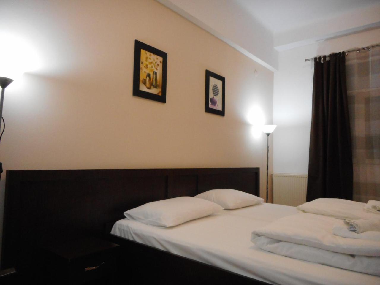ויקטוריה Hotel Holiday Victoria מראה חיצוני תמונה