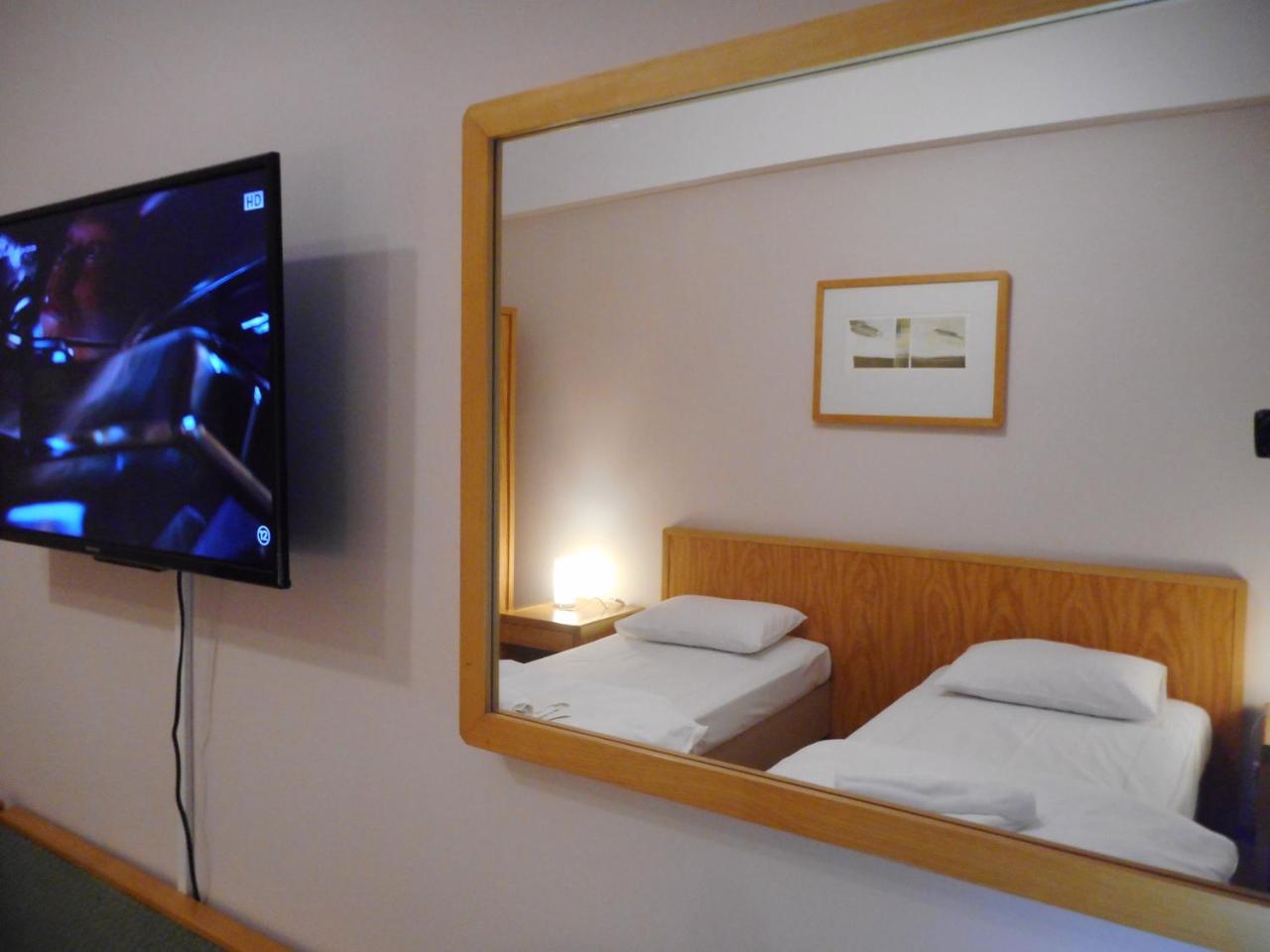 ויקטוריה Hotel Holiday Victoria מראה חיצוני תמונה