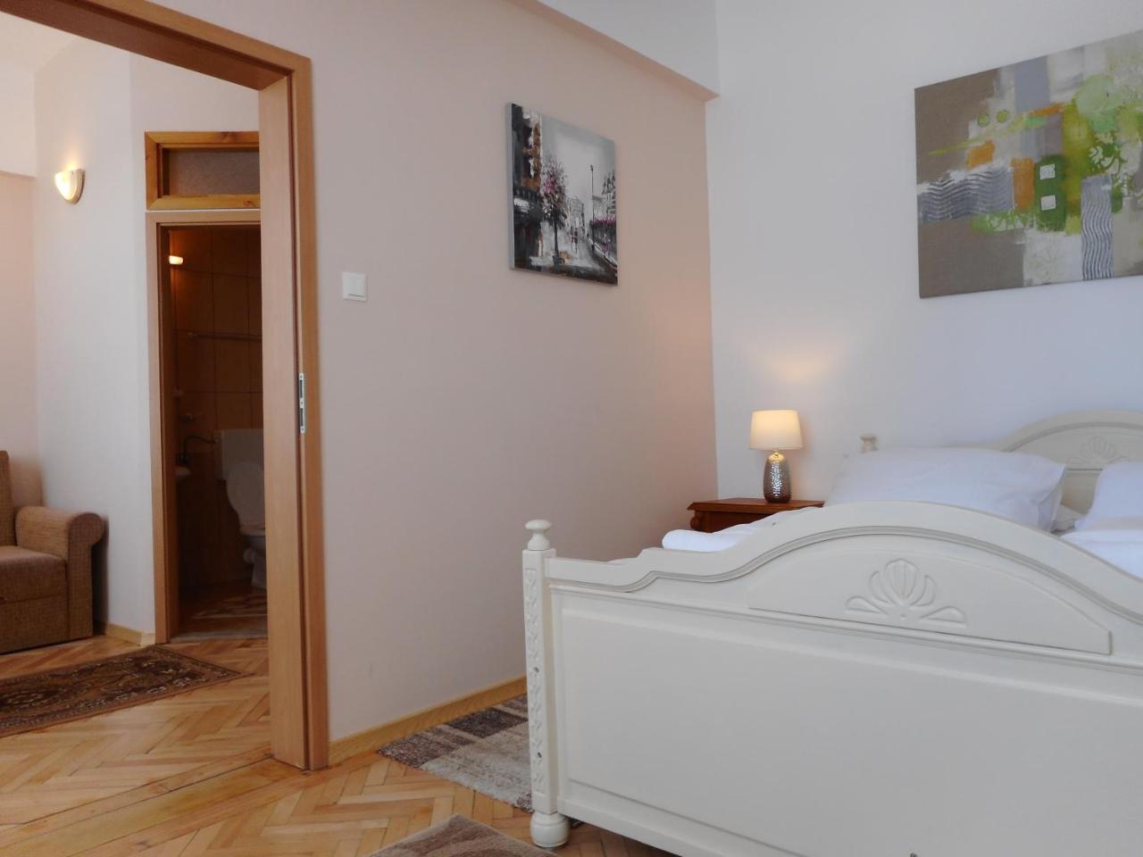 ויקטוריה Hotel Holiday Victoria מראה חיצוני תמונה