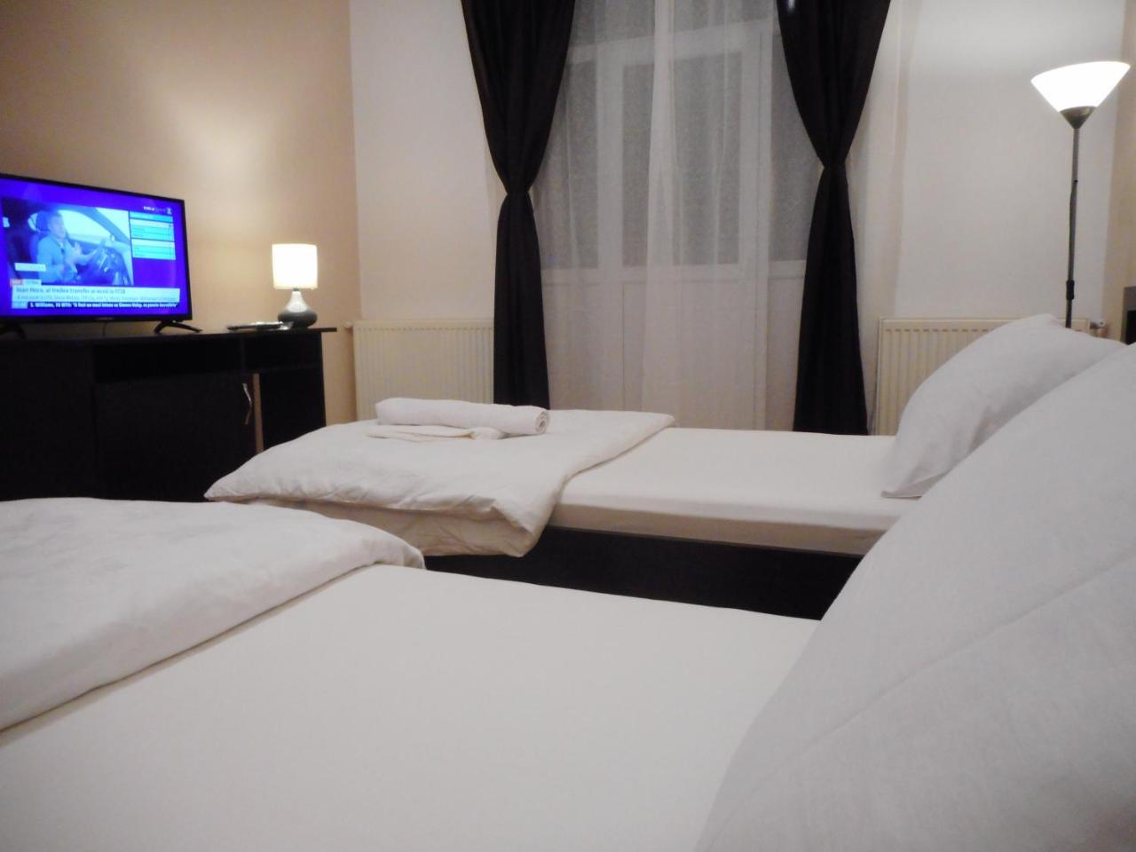 ויקטוריה Hotel Holiday Victoria מראה חיצוני תמונה